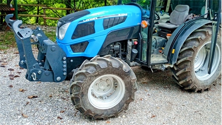 LEVANTE HIDRÁULICO FRONTAL UNIVERSAL CAT. 2 1500 KG