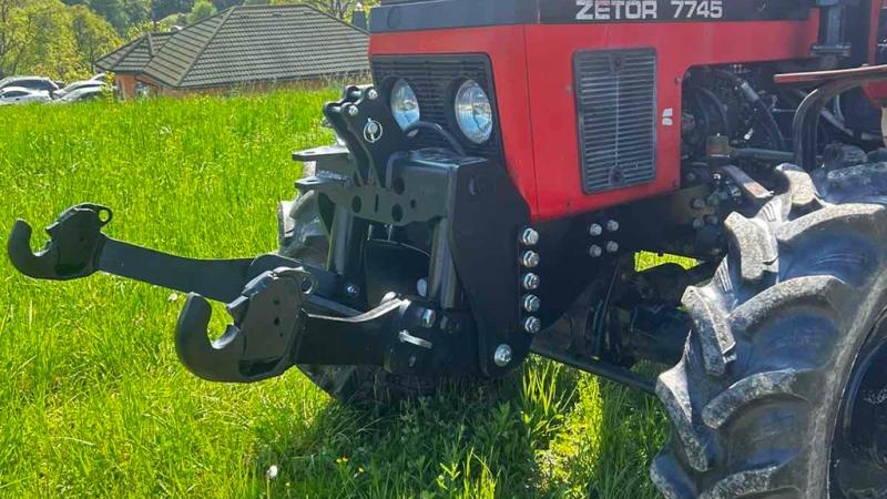 UNIVERZALNI KIT PREDNJA ČELNA HIDRAVLIKA 2KAT ZA TRAKTOR 1500kg
