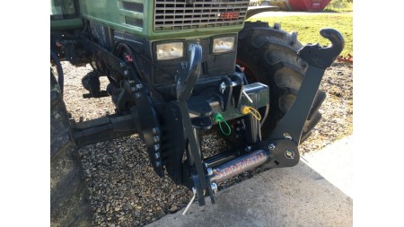 KIT UNIVERSAL DE HIDRÁULICA FRONTAL 2KAT PARA TRATOR 1500KG
